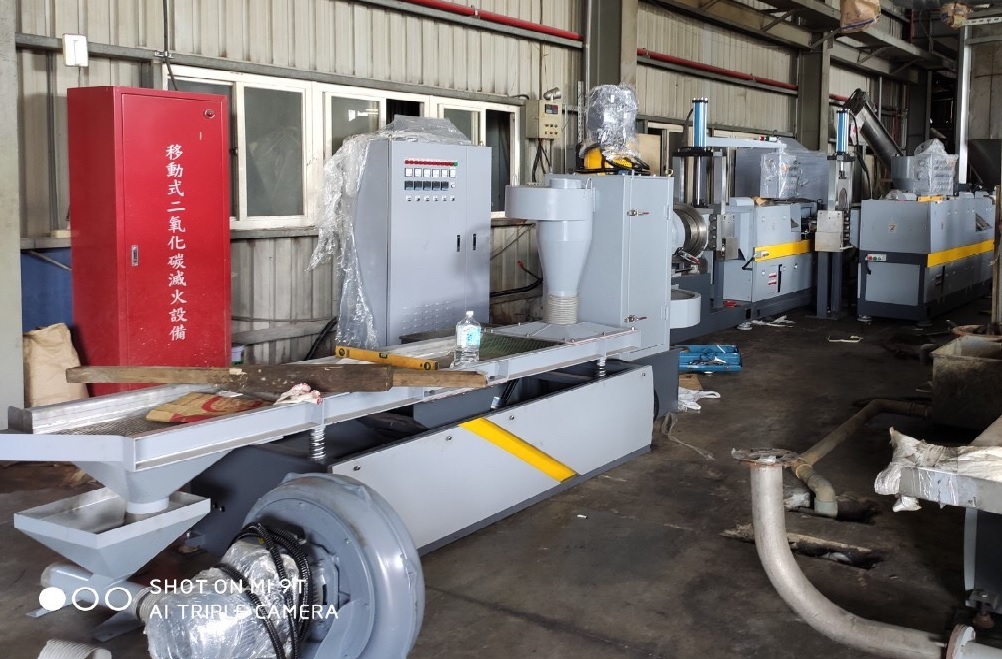 pe recycling machine